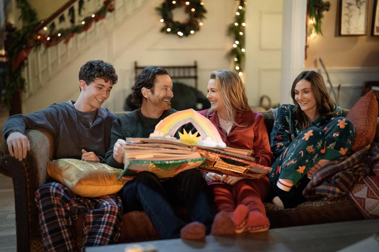 <p><strong>A Merry Little Ex-Mas (Netflix, Nov 12)&nbsp;</strong></p>
<p>The story follows Kate (Alicia Silverstone) and Everett (Oliver Hudson), a recently separated couple who decide to spend one final, amicable Christmas together as a family in their home before their divorce is finalized and Kate sells the house. Their plans for a harmonious holiday are quickly derailed when Everett unexpectedly brings his new, younger girlfriend (Jameela Jamil) to the family gathering, creating chaos and forcing both exes to navigate the messy realities of moving on</p>